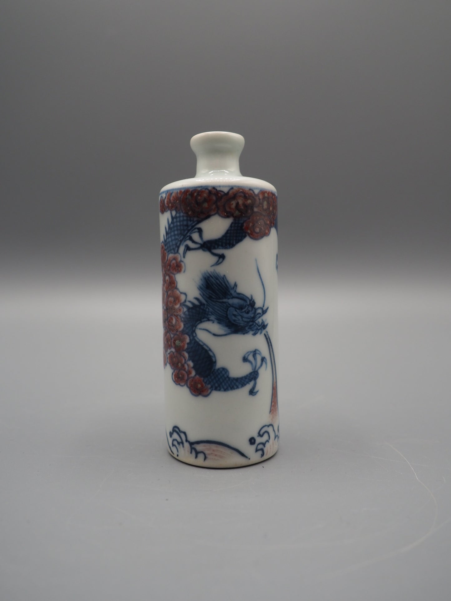 Rare 19th Century Chinese Snuff Bottle with Dragon