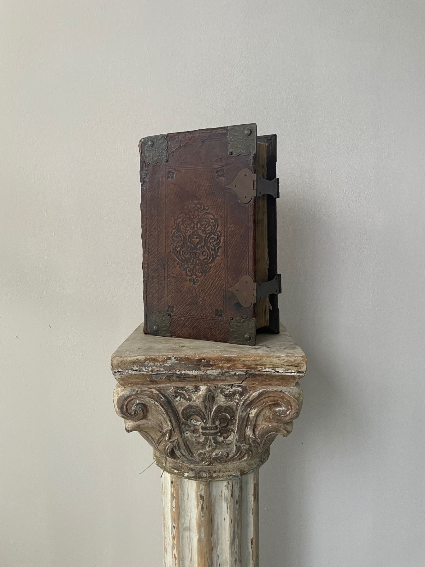 Extremely Rare Dutch Deux-Aes Bible — Delft, Cornelis Jansz, 1583