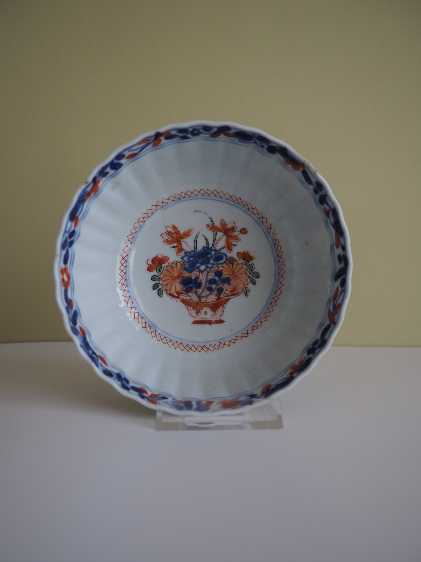 Kangxi Period 'Amsterdam Bont' Bowl – Parrot &amp; Floral Design | Ex Museum