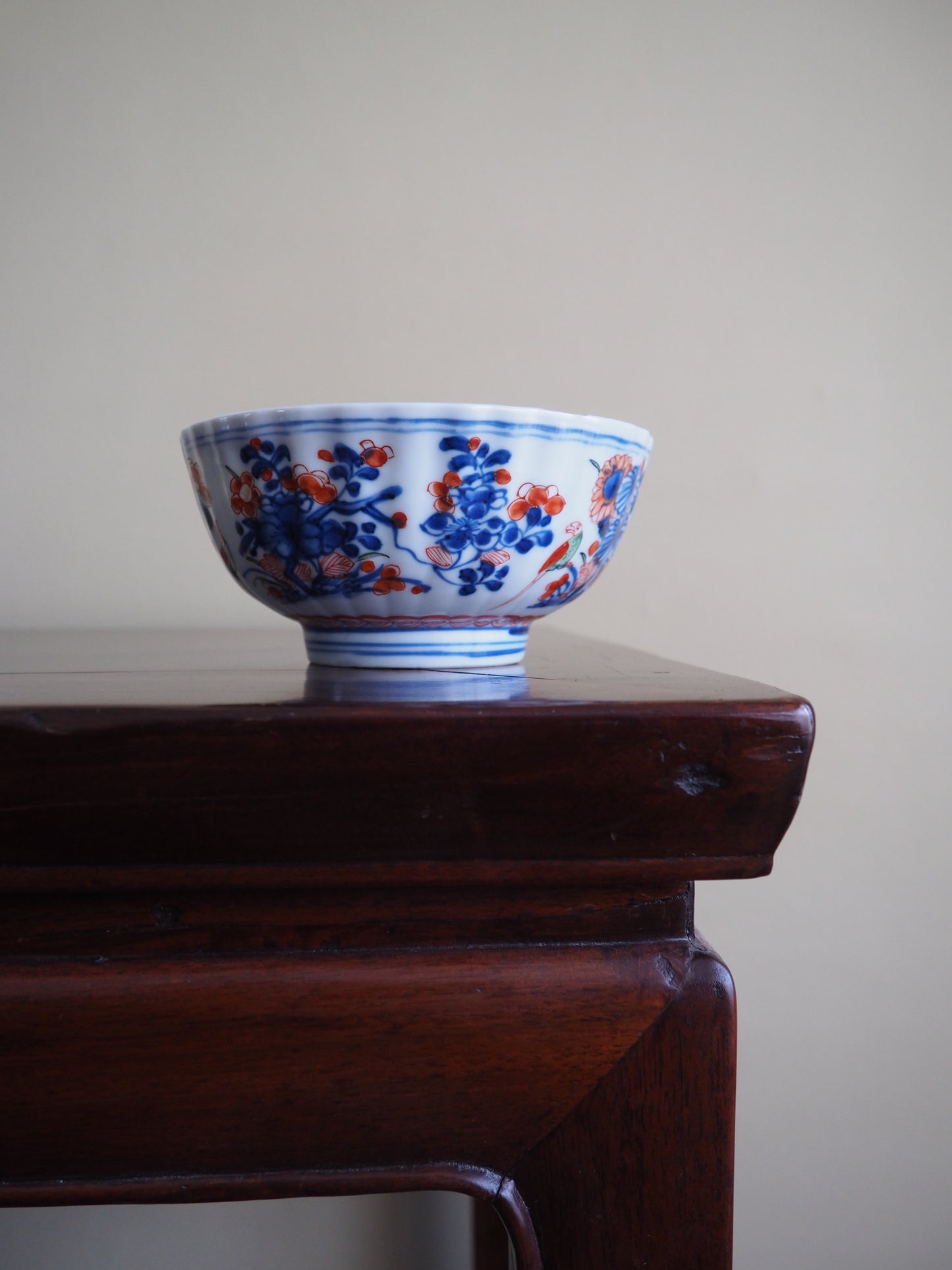 Kangxi Period 'Amsterdam Bont' Bowl – Parrot &amp; Floral Design | Ex Museum