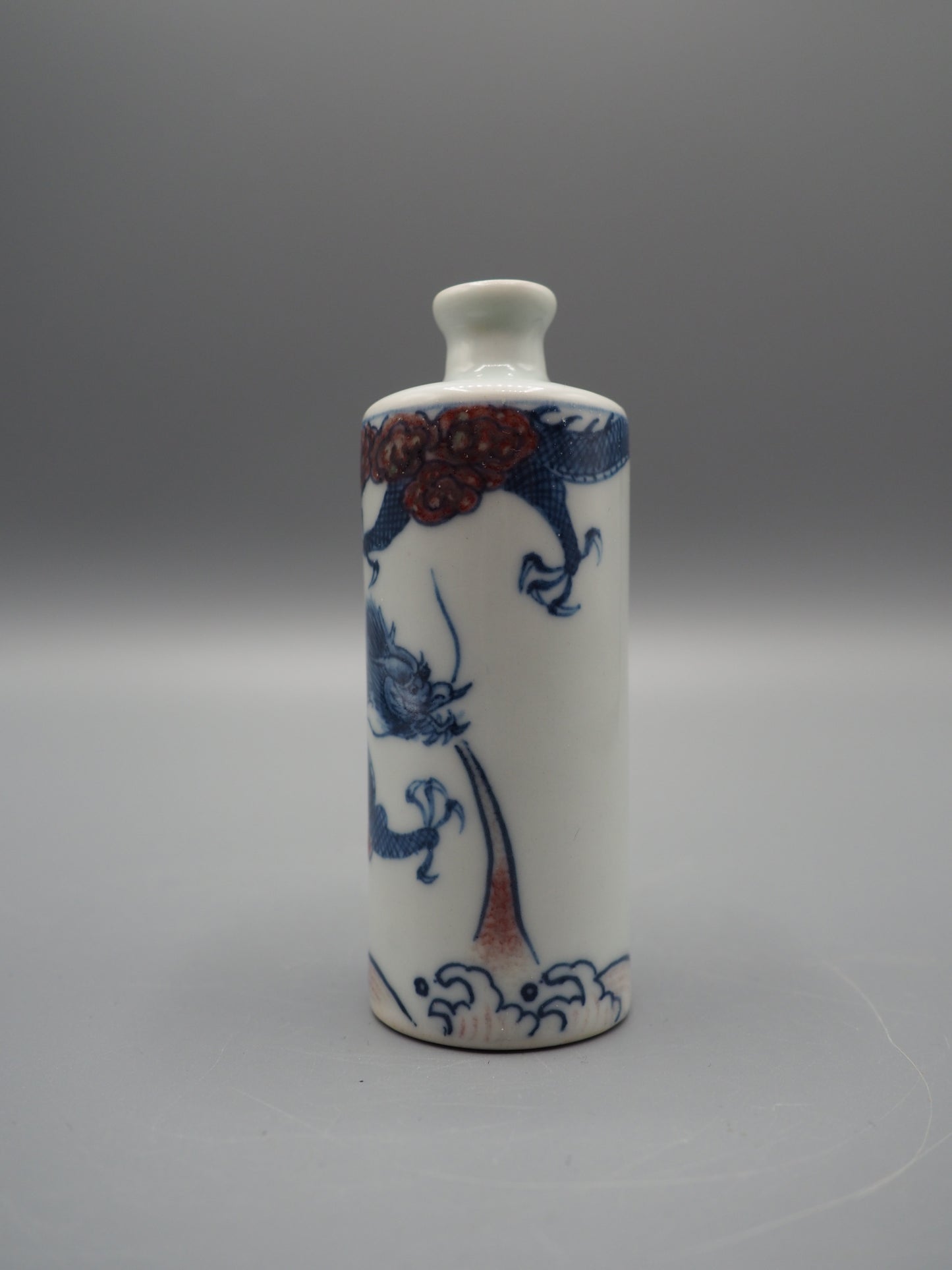 Rare 19th Century Chinese Snuff Bottle with Dragon