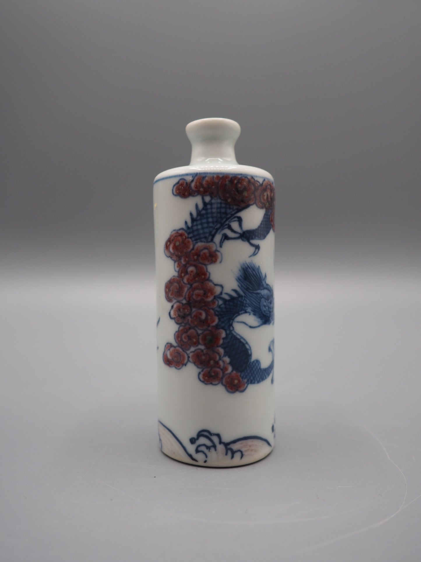 Rare 19th Century Chinese Snuff Bottle with Dragon