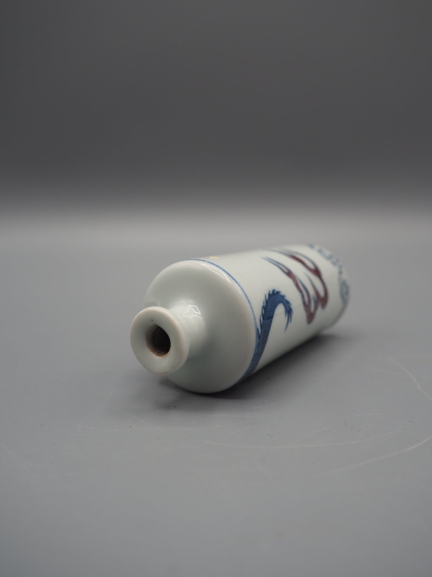 Rare 19th Century Chinese Snuff Bottle with Dragon